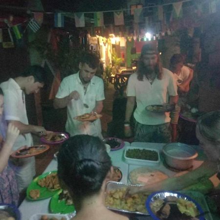 Sun Valley Backpackers Inn เอลนิโด ภายนอก รูปภาพ